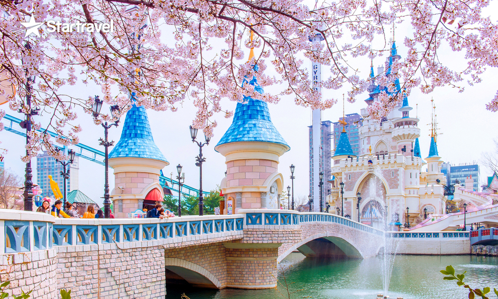 LOTTE WORLD